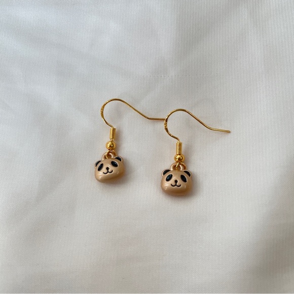 🐼Cute Panda Earrings 1 pair - Picture 1 of 2